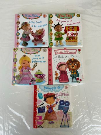 Lot de 5 Livres Cartonnés FLEURUS – Collections Petite Fille & Petites Princesses