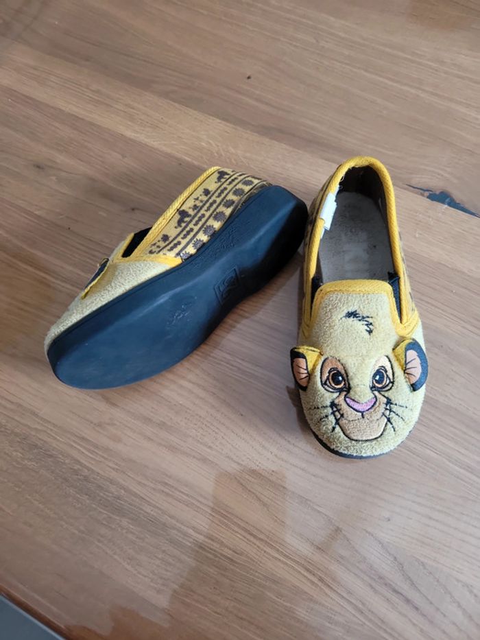 Chaussons Le Roi Lion pointure 25 Disney - photo numéro 2
