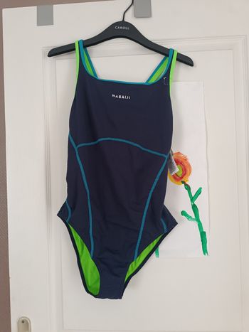 Maillot de bain nabaiji aquaresist neuf jamais porté taille 46