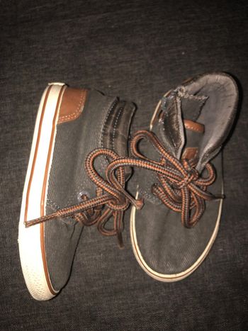 Basket / taille 22 / obaibi