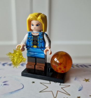 Minifigure Dragon Ball Z - Android 18 n1