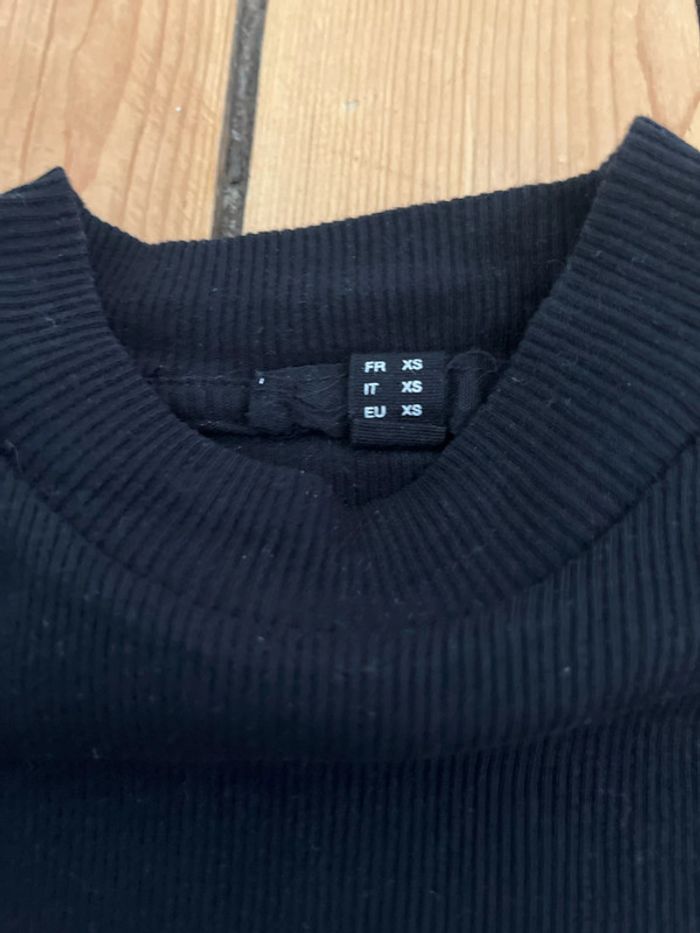 3 tee shirts taille XS / S - photo numéro 6