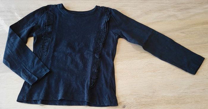 Basic noir manches longues + broderie