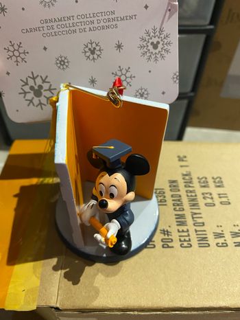 Ornement disney mickey diplome