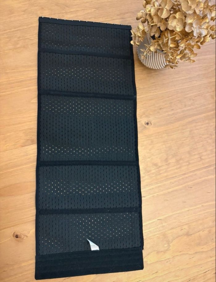 Gaine Taille 42 - photo numéro 2