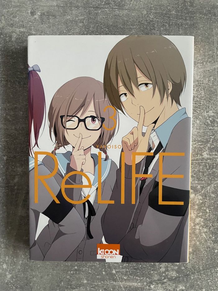 Manga relife tome 3 en couleurs et en version française.