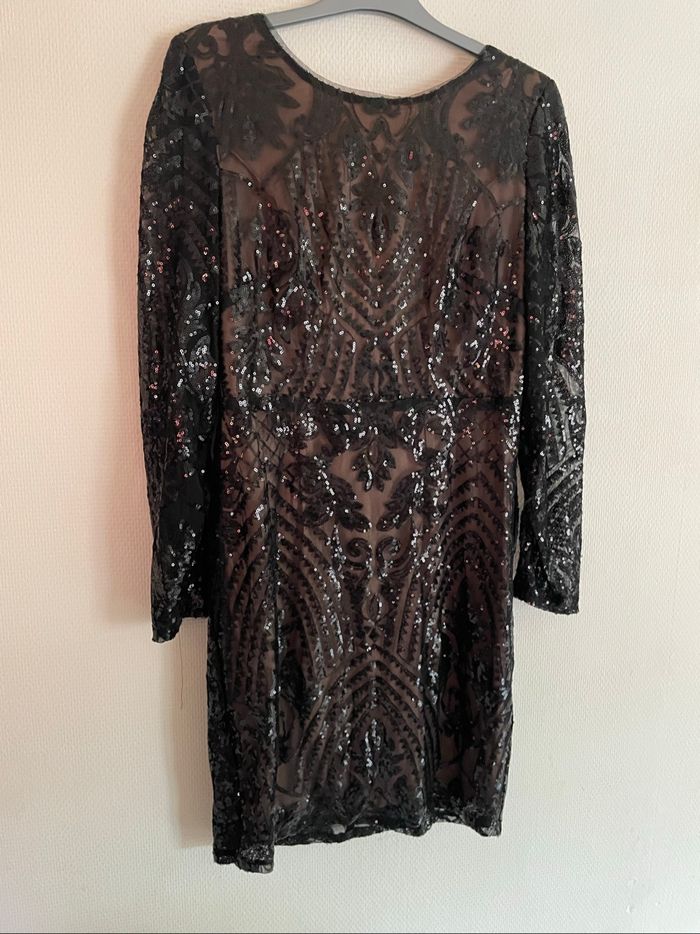 Robe soirée a sequins boohoo