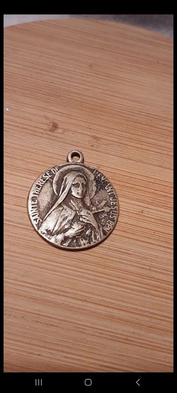 Médaille religieuse en argent