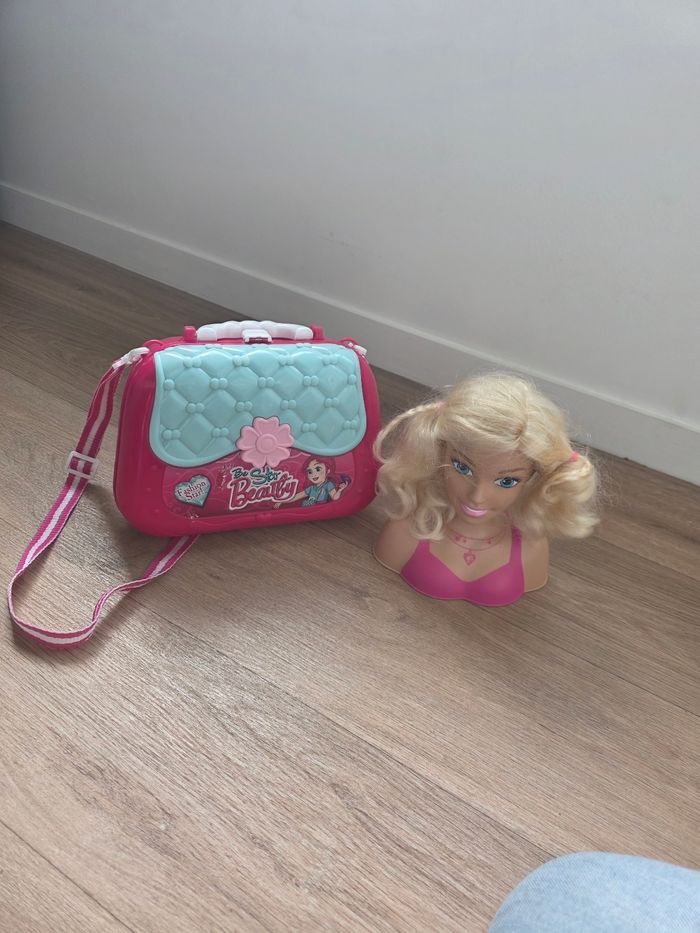 Tete coiffer barbie - photo numéro 5