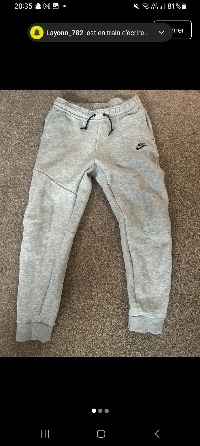 Nike tech taille xl - photo numéro 2