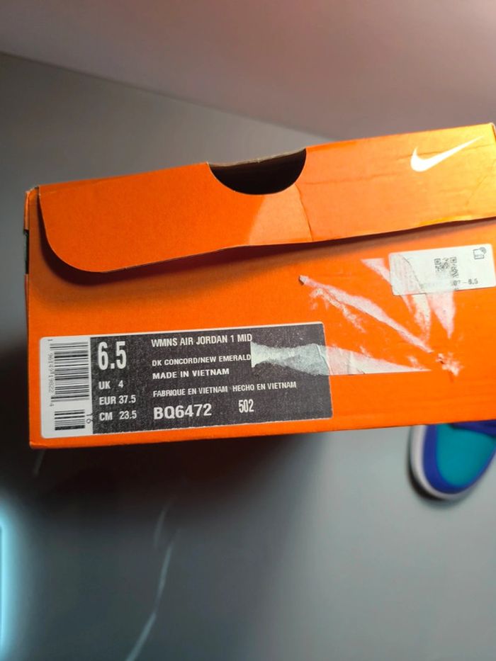 Baskets Jordan one mid black grape violette pointure 37.5 neuves avec boîte - photo numéro 12