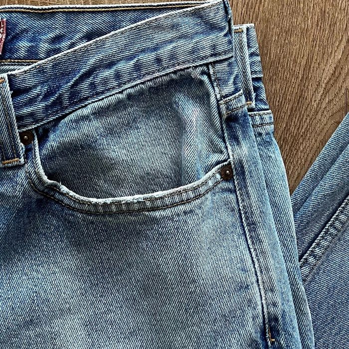Jean/pantalon bleu clair Levi's 560 pour homme, taille : W 34 (44 taille française) - photo numéro 8