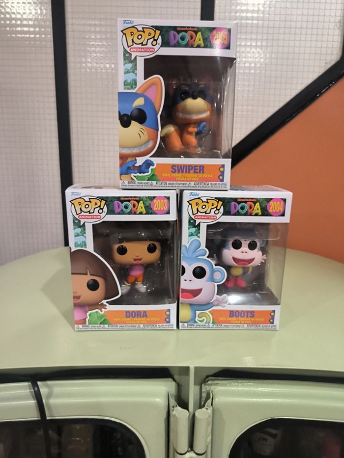 Lot de pop dora l'exploratrice