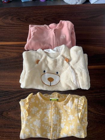 Lot de trois pyjamas chauds