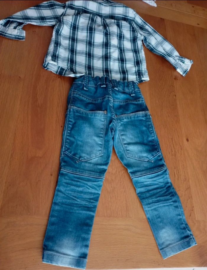 Ensemble jean et chemise taille 3 ans en très bon état - photo numéro 4