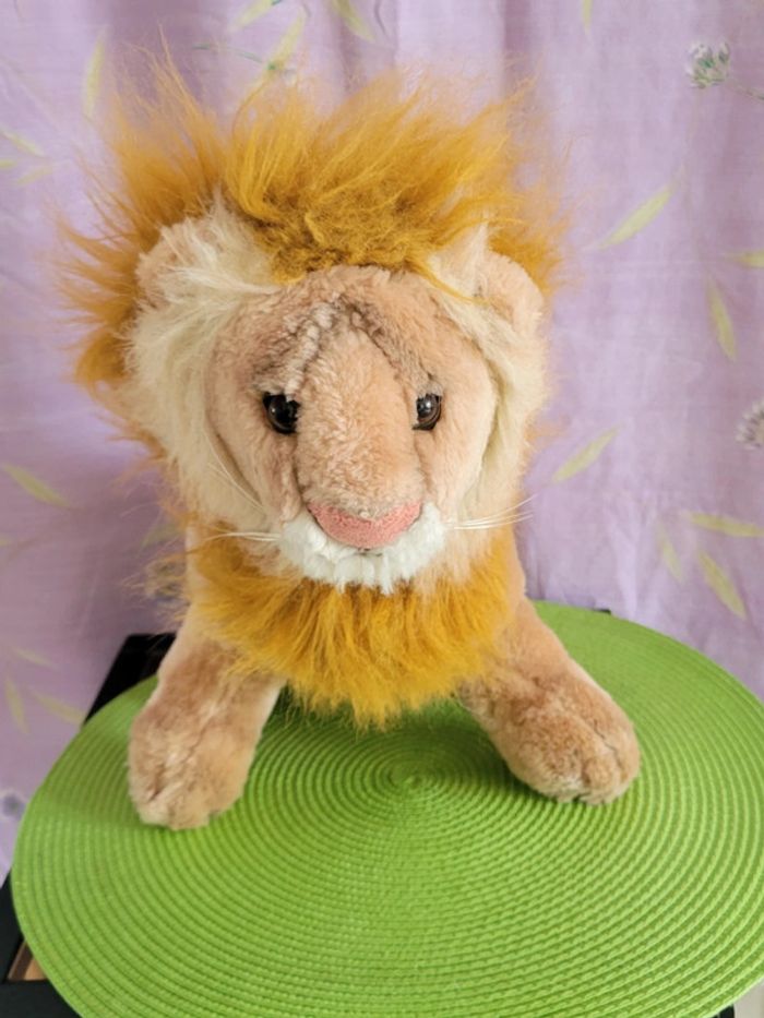 Peluche roi lion