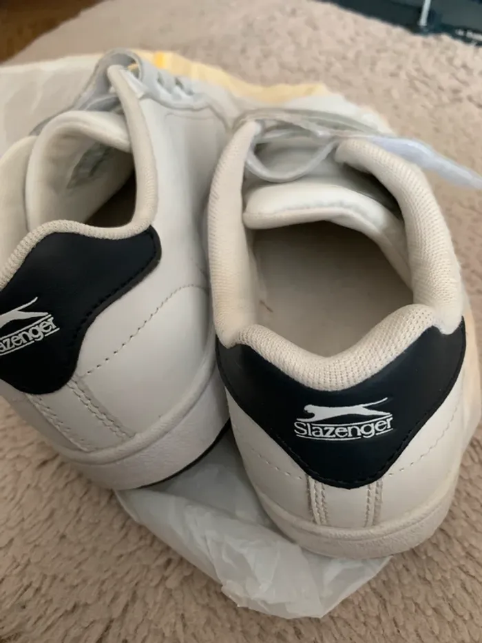 Baskets blanches à scratch slazenger t38 - photo numéro 7