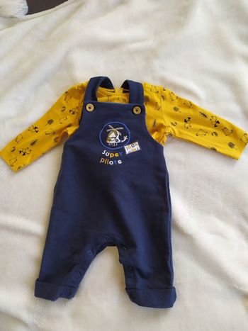 Salopette + tee shirt