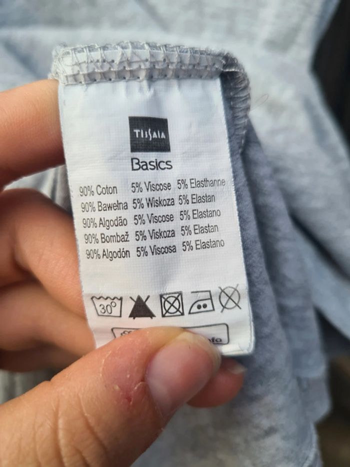 T-shirt unis gris Tissaia - photo numéro 4