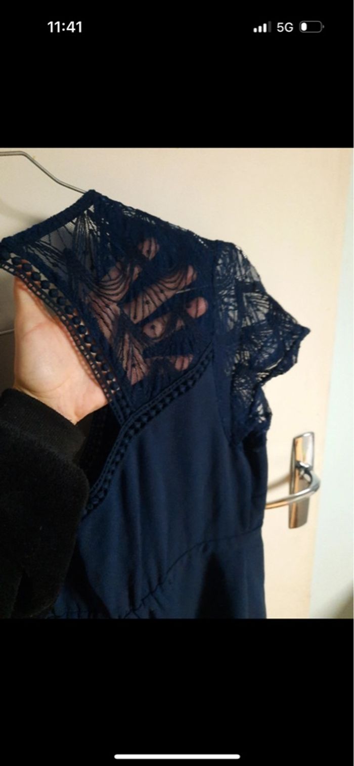 Robe en dentelle - photo numéro 5