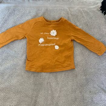 Tee shirt