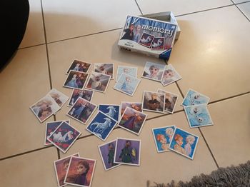 Jeu de Memory La Reine des Neiges