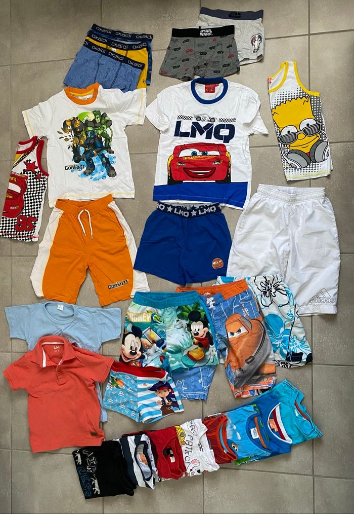 Lot de 26 articles taille 6 ans