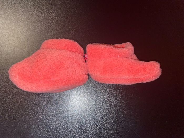 Chaussons bébé à message rose taille 0-6 mois - photo numéro 2
