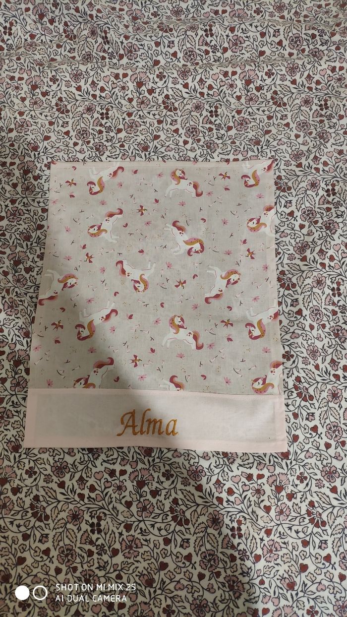 Serviette cantine sans élastique