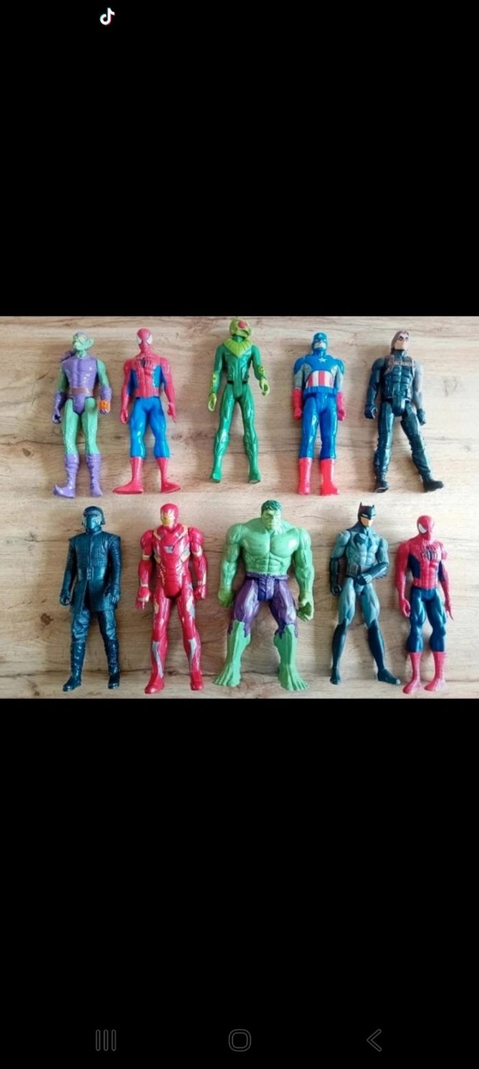Gros lot grand bonhomme marvel