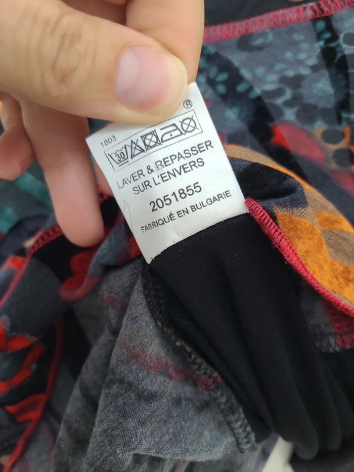 T shirt taille 4 - photo numéro 8