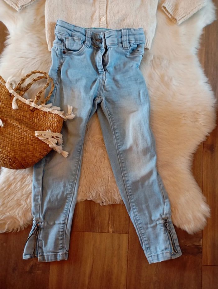 Ensemble fille idéal rentrée 5 ans jean Vertbaudet + gilet m&s mode - photo numéro 2