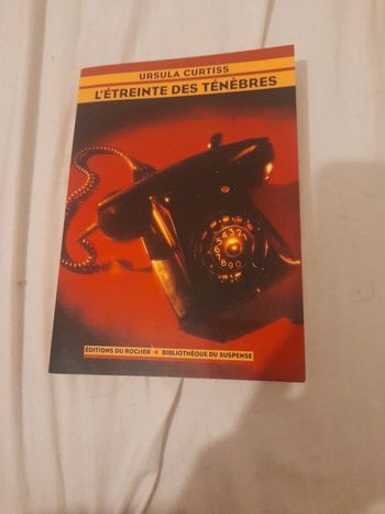 🎈 Livre l'étreinte des ténèbres
