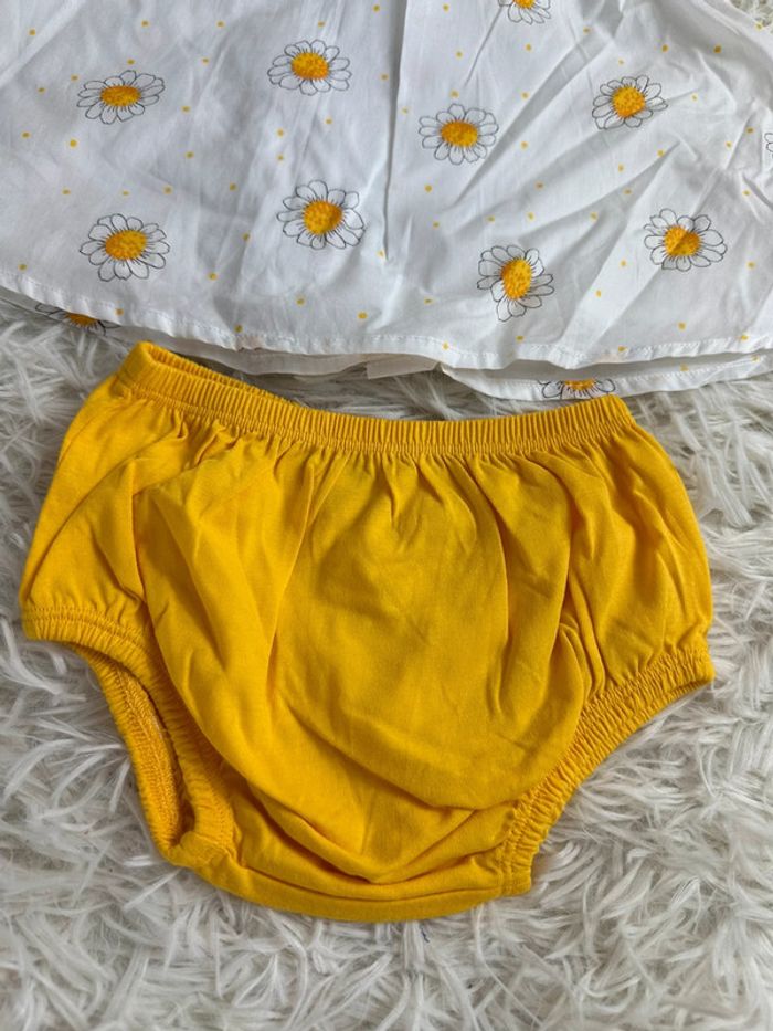 Robe et bloomer p’tit bisou taille 6 mois - photo numéro 2