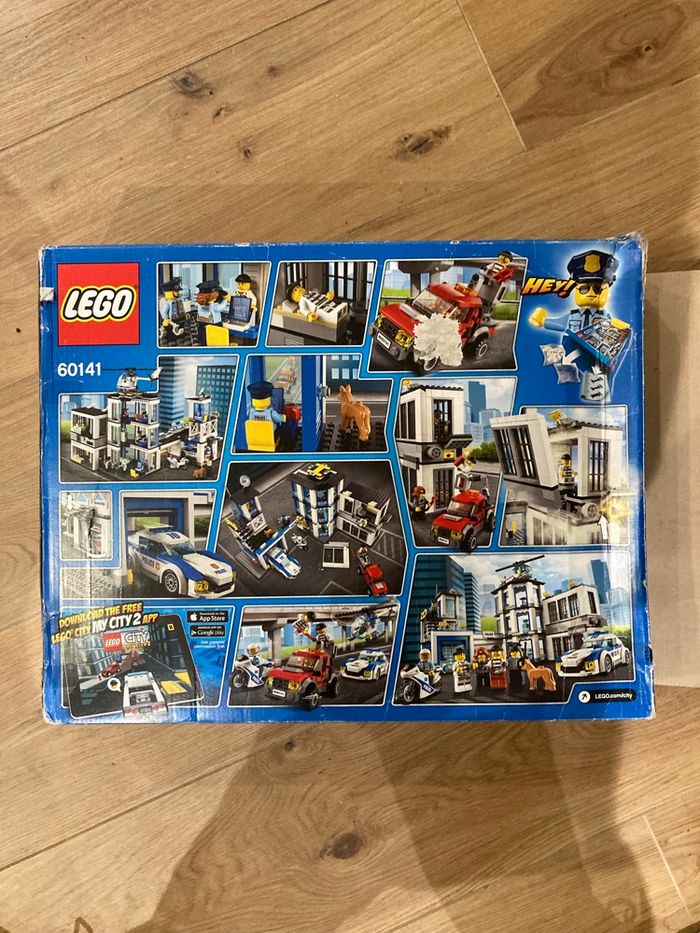Lego 60141 Le commissariat de police - photo numéro 6