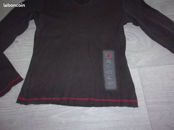 Tee shirt DIPLODOCUS marron surpiqûres rouges taille M TBE