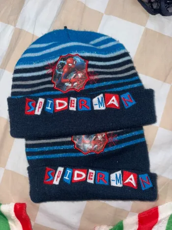 Lot de bonnets