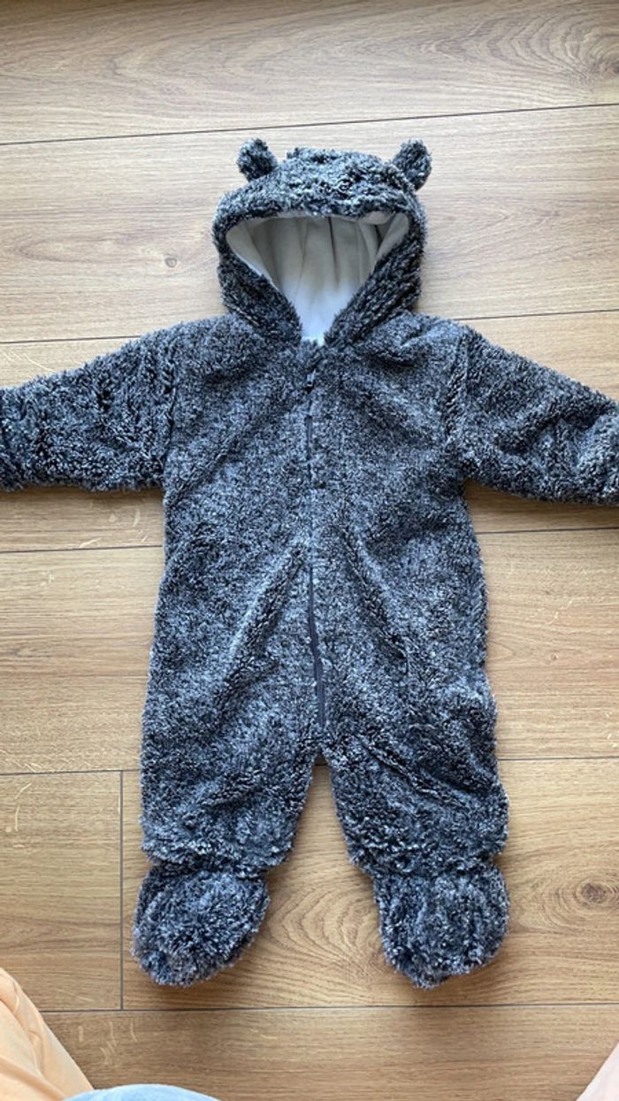 Combinaison  grenouillère à capuche pilote barboteuse comme neuf hiver