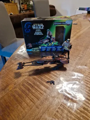 Speeder bike Avec Luke Skywalker En Endor Gear Sabre Laser Potf Vert Star Wars -