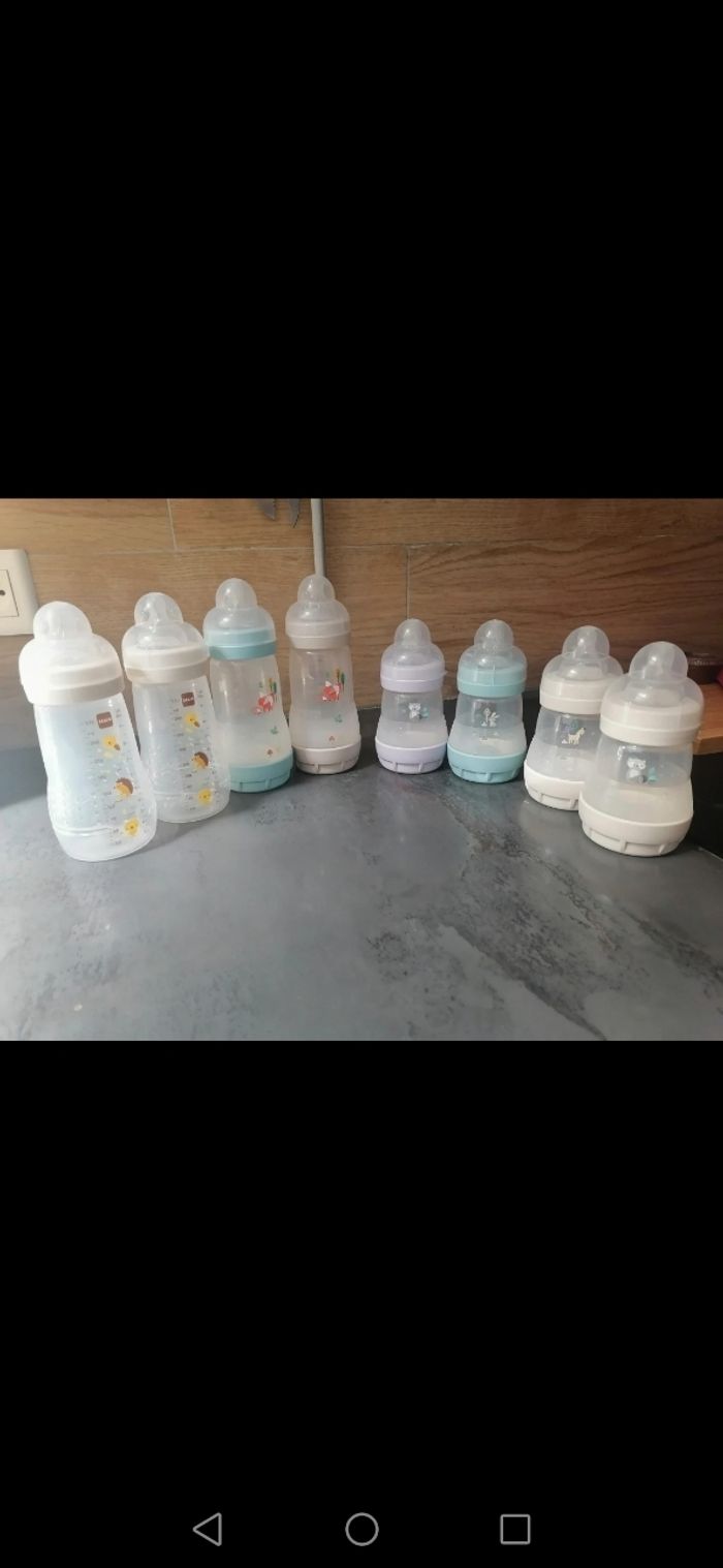 Lot biberons MAM anti-coliques