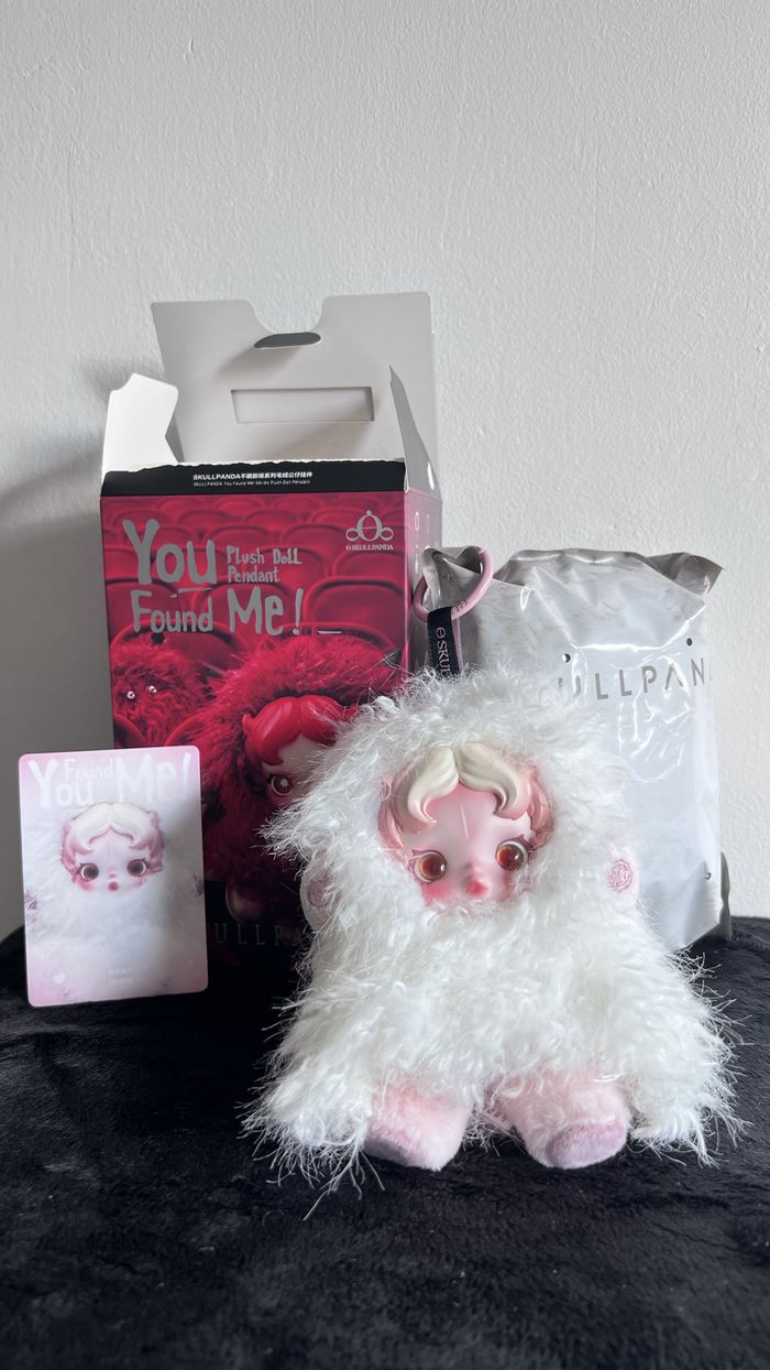[Sealed] PopMart – Skullpanda Ghostie🌹 You Found Me! Series Plush Doll Pendant - photo numéro 2