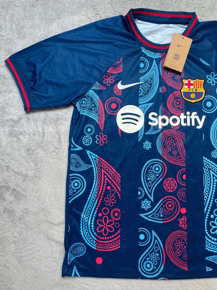 Maillot concept foot Barcelone bleu édition Paisley taille M - photo numéro 2