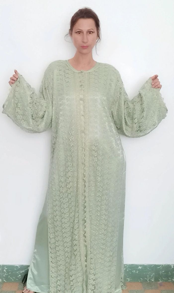 Robe cérémonie / caftan - photo numéro 2