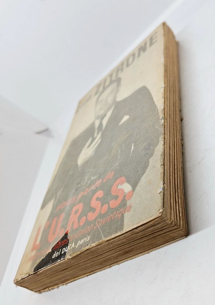 "Léon Zitrone vous parle de l'U.R.S.S. Interviews libres en Union Soviétique".
296 pages - photo numéro 4
