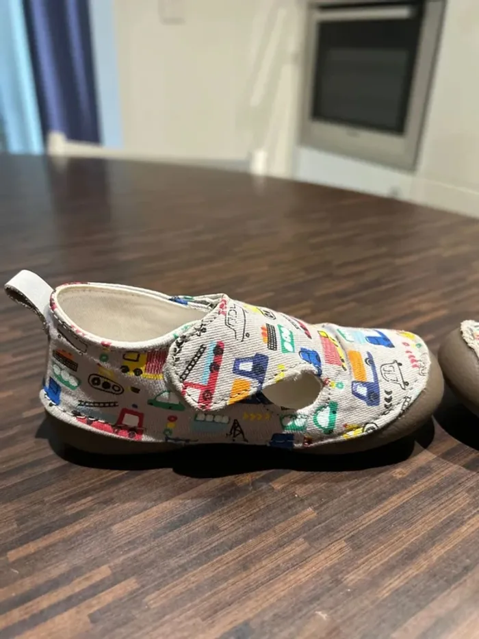 Chaussons a scratchs garcon en toile imprimée vehicules et cuir vert baudet taille 22 - photo numéro 8