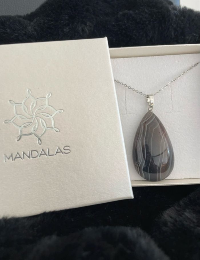 Collier neuf - photo numéro 2