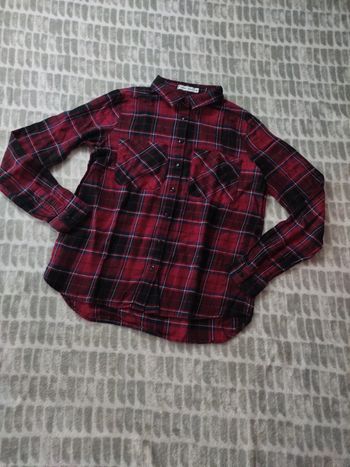 Chemise à carreaux noir et rouge Gémo taille 34