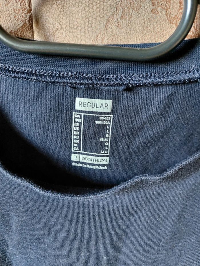 T shirt bleu marine - photo numéro 2