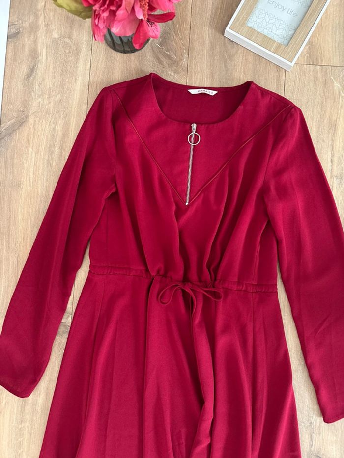 Jolie robe rouge - photo numéro 3