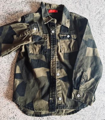 Chemise militaire